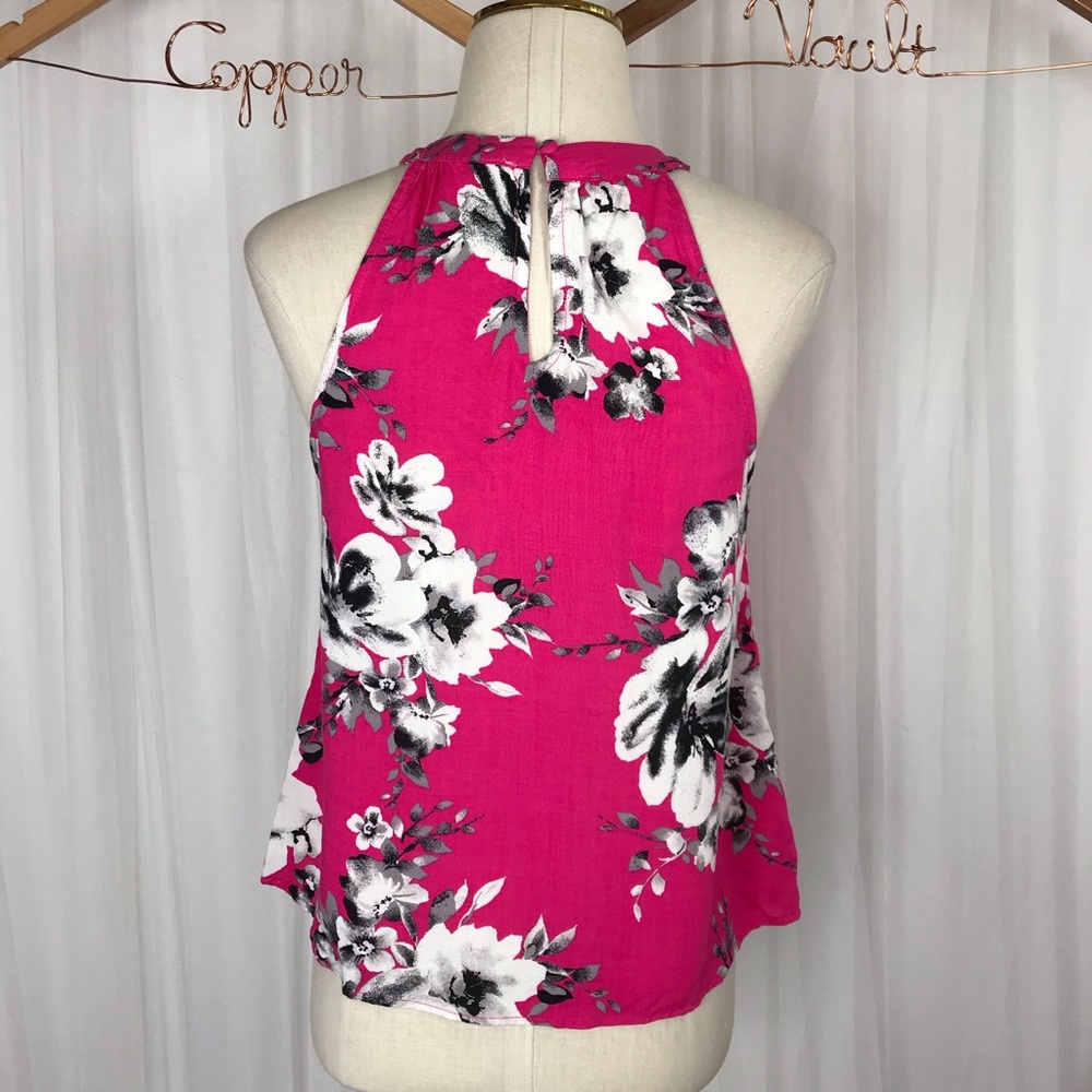 Sweet Wanderer Floral Top Size Small - Picture 4 of 7